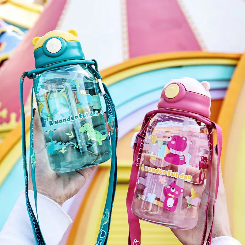 1PC Kinder Wasser Schnabeltasse Kinder Wasserflasche mit Strohhalm und Griff Tragbare Trinkflasche Tasse Kinder